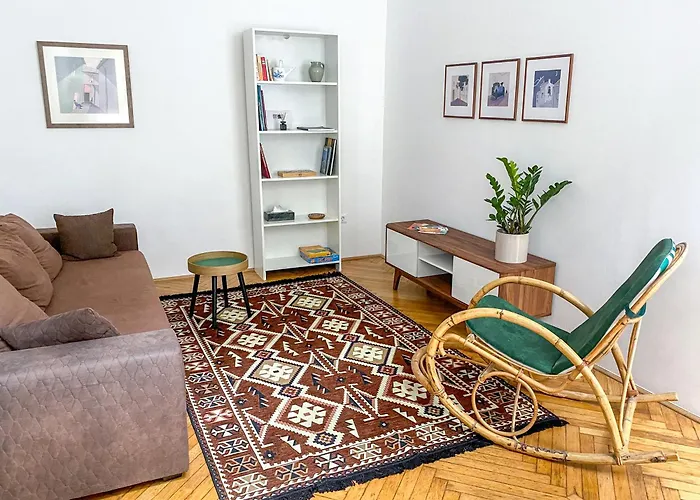 Cosy Flat In The City Center